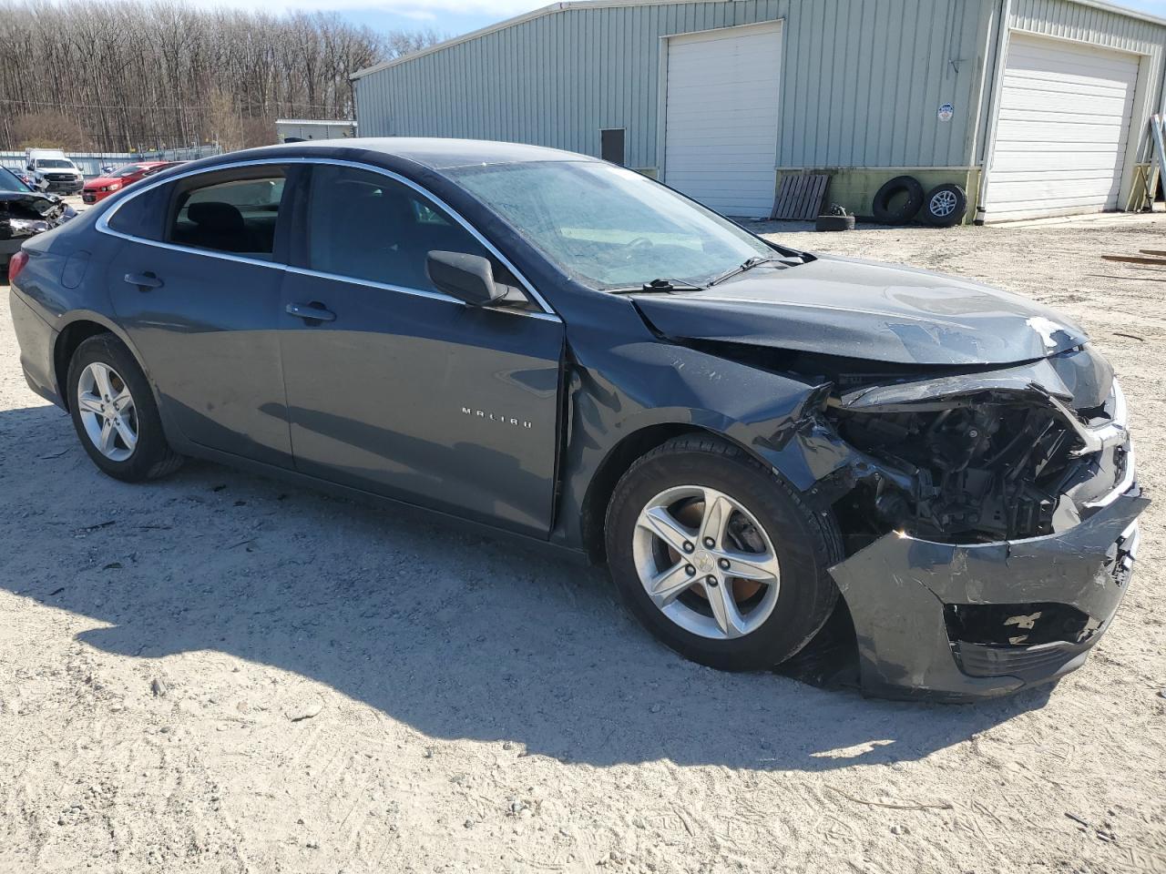 2020 Chevrolet Malibu Ls - Фото 4