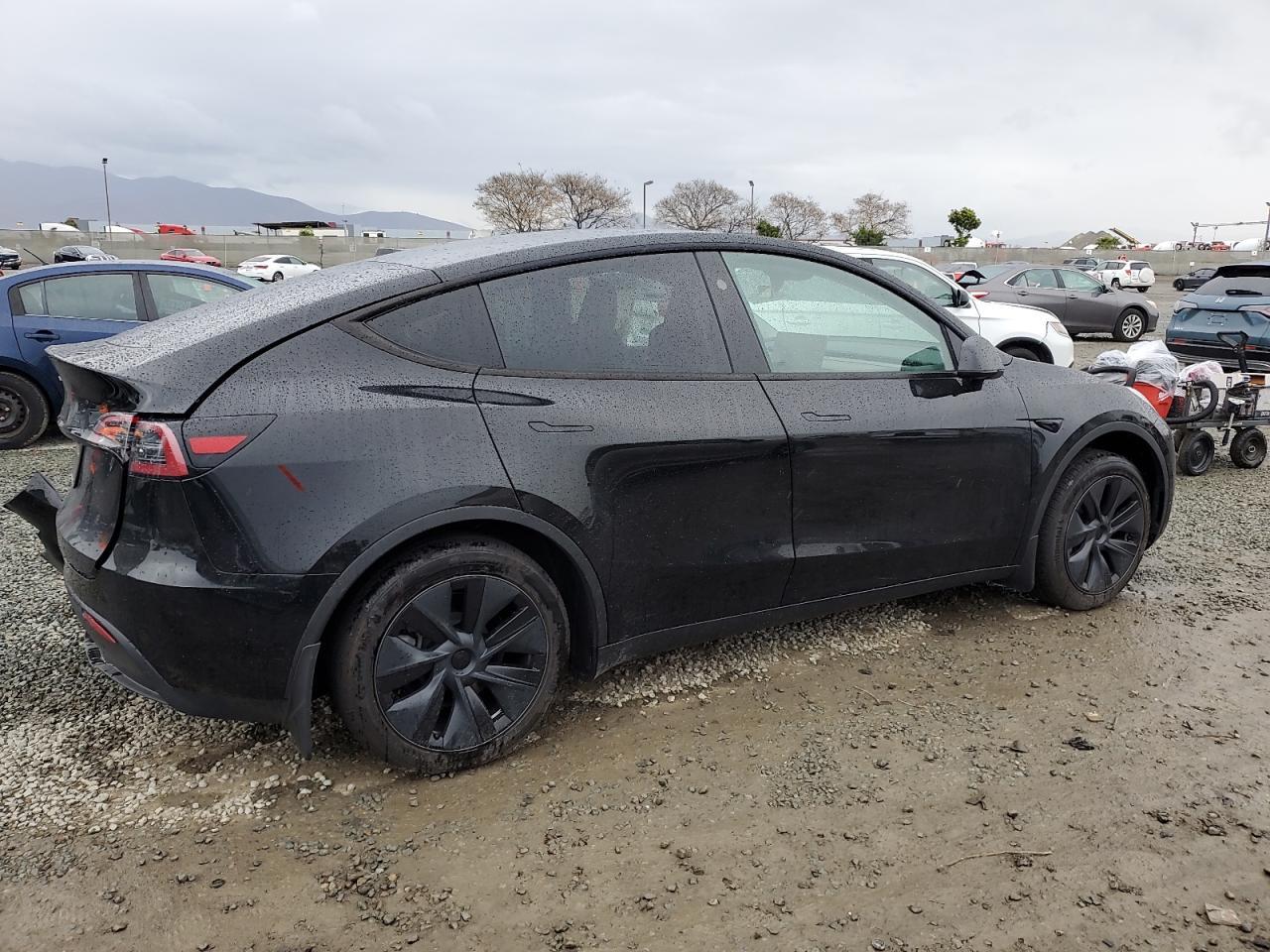 2024 Tesla Model Y - Image 3