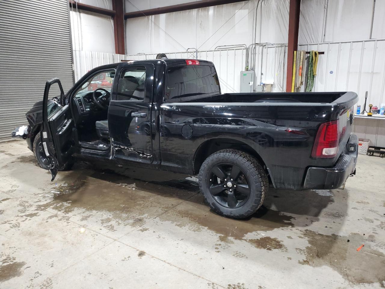 2013 Ram 1500 St - Фото 2