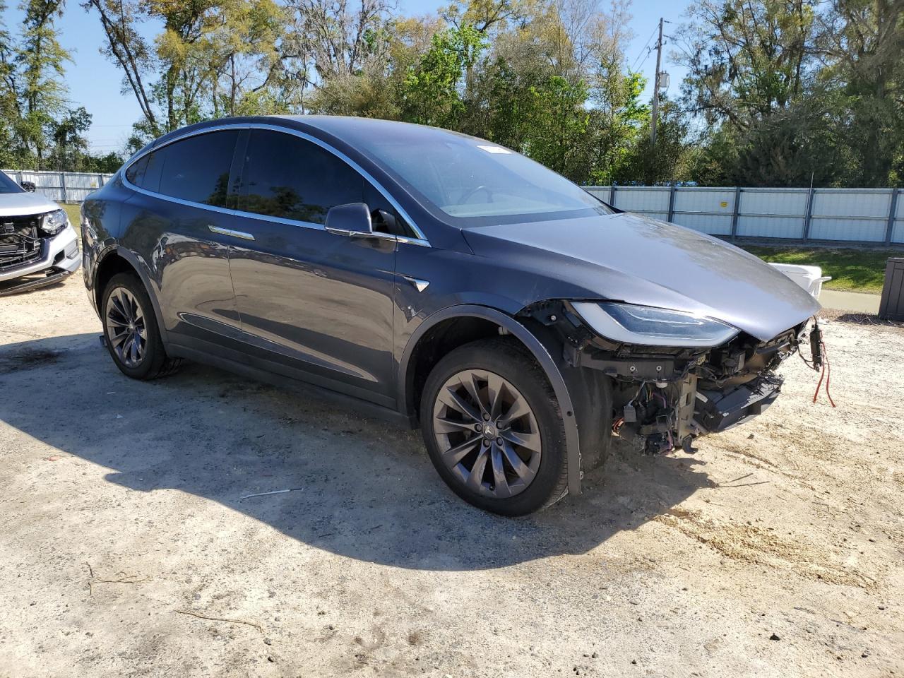 2018 Tesla Model X - Фото 4