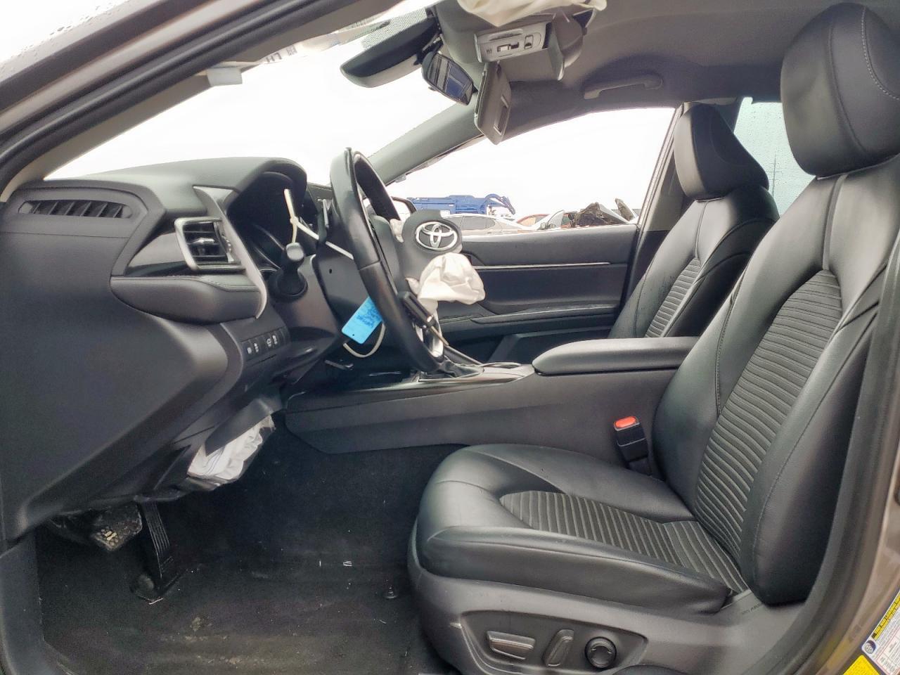 2021 Toyota Camry Se - Image 7