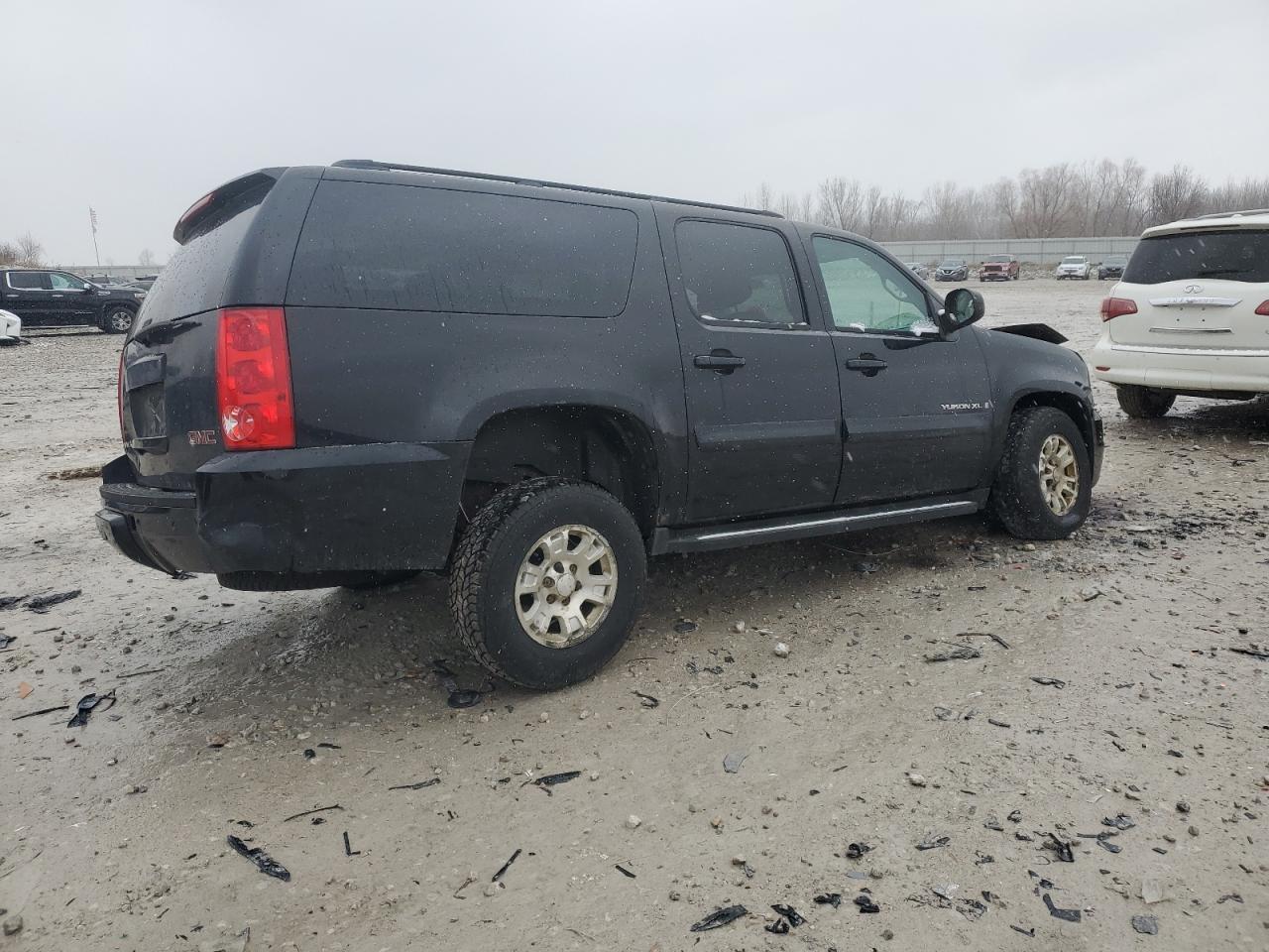 2007 GMC Yukon Xl K1500 - Фото 3
