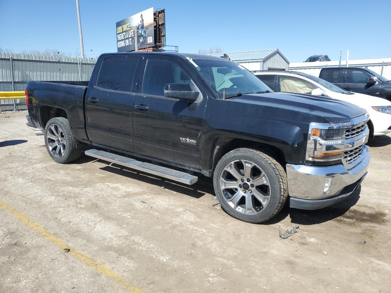 2018 Chevrolet Silverado C1500 Lt - Image 4