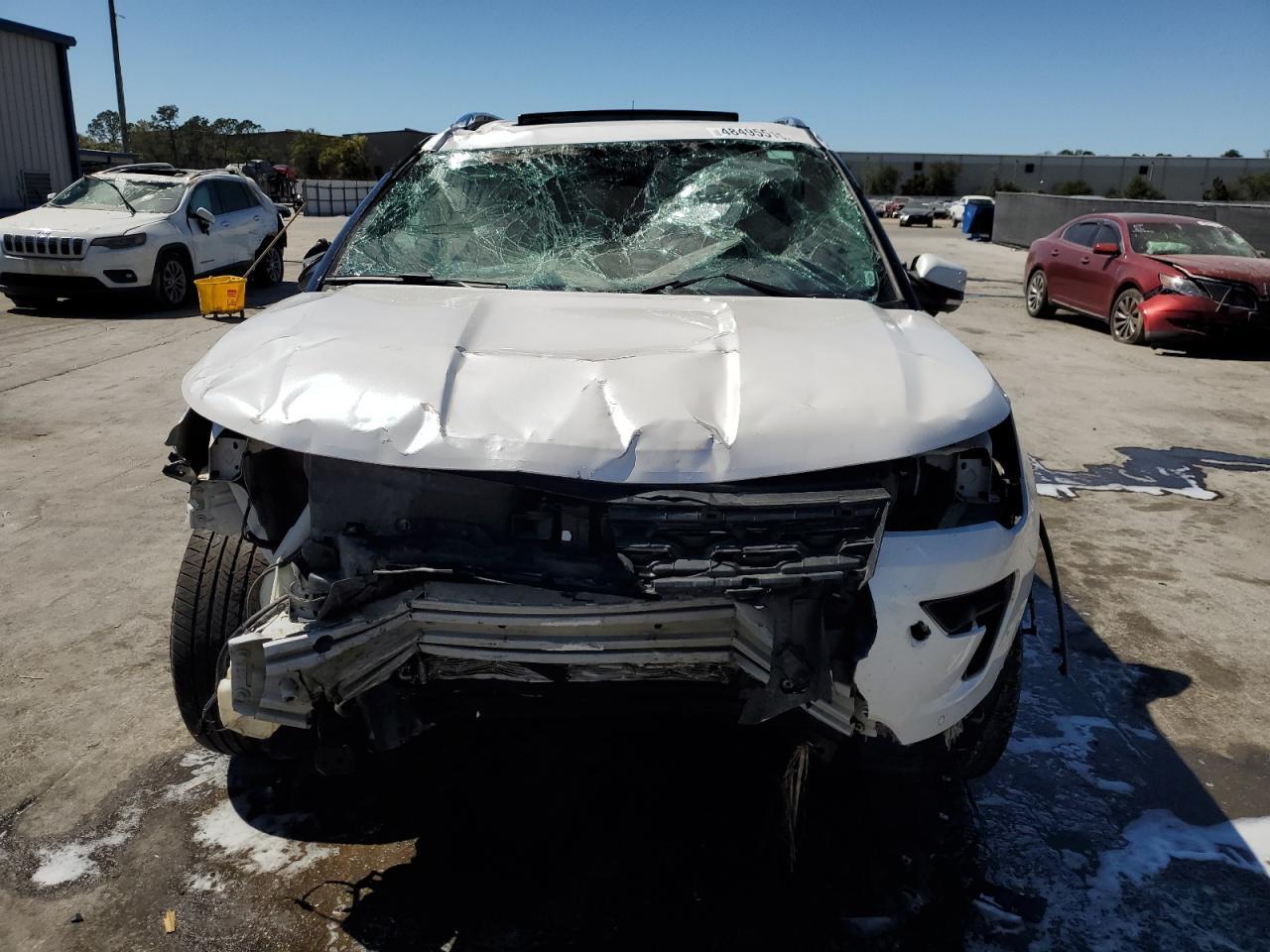 2018 Ford Explorer Limited - Image 5
