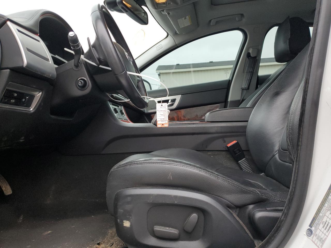 2015 Jaguar Xf 2.0T Premium - Фото 7