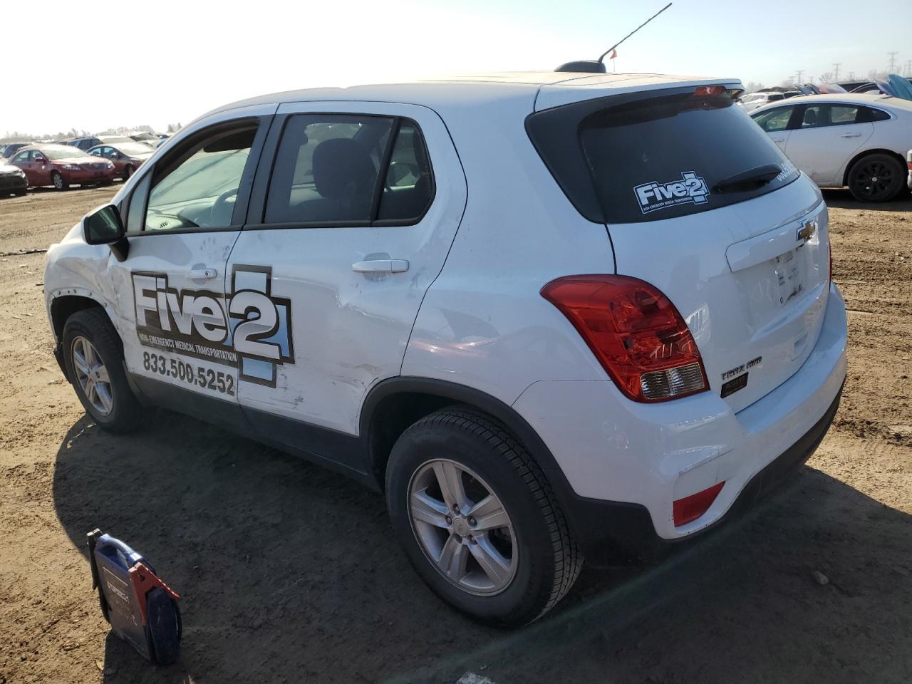 2020 Chevrolet Trax Ls - Image 2