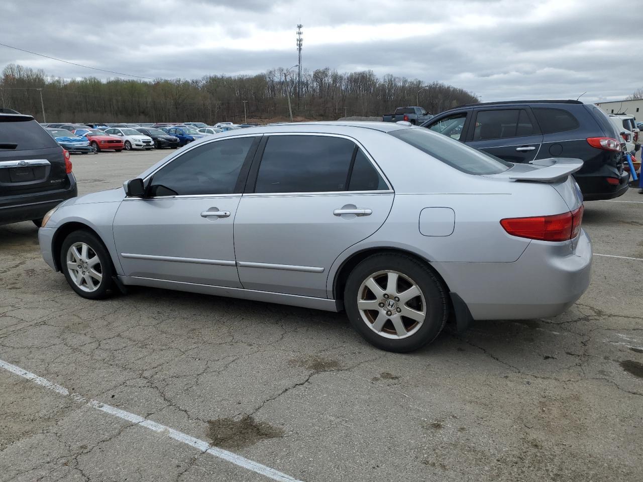 2005 Honda Accord Ex - Image 2