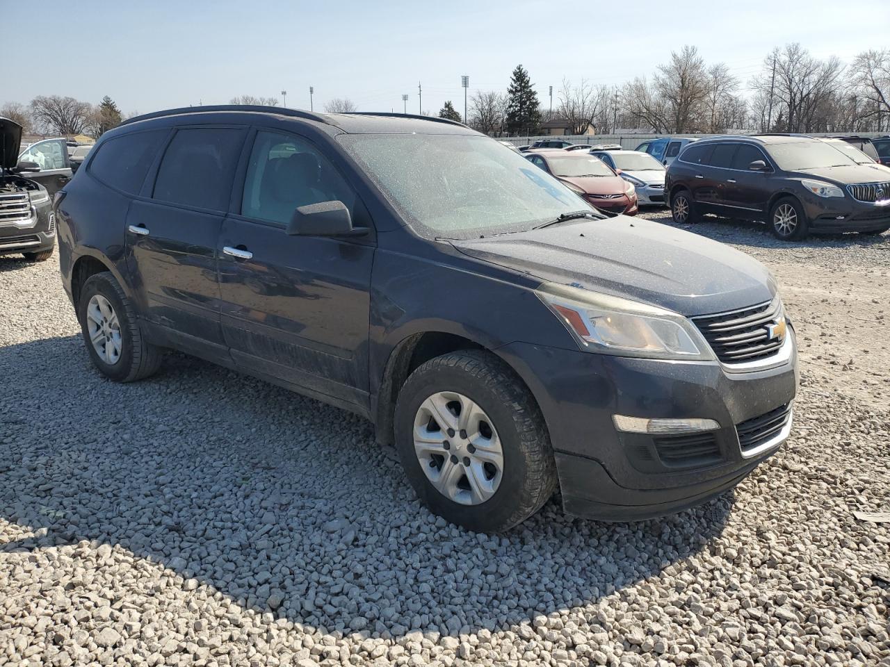 2015 Chevrolet Traverse Ls - Фото 4