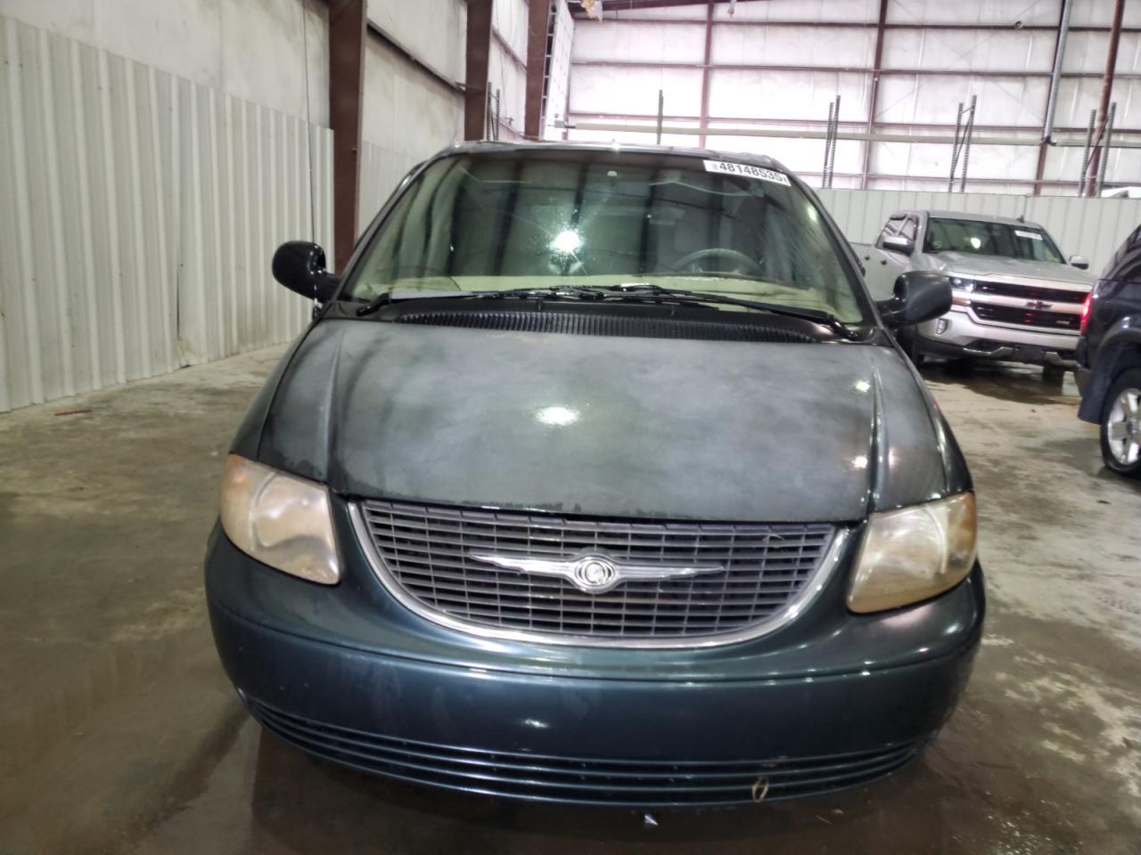 2001 Chrysler Town & Country Lx - Фото 5