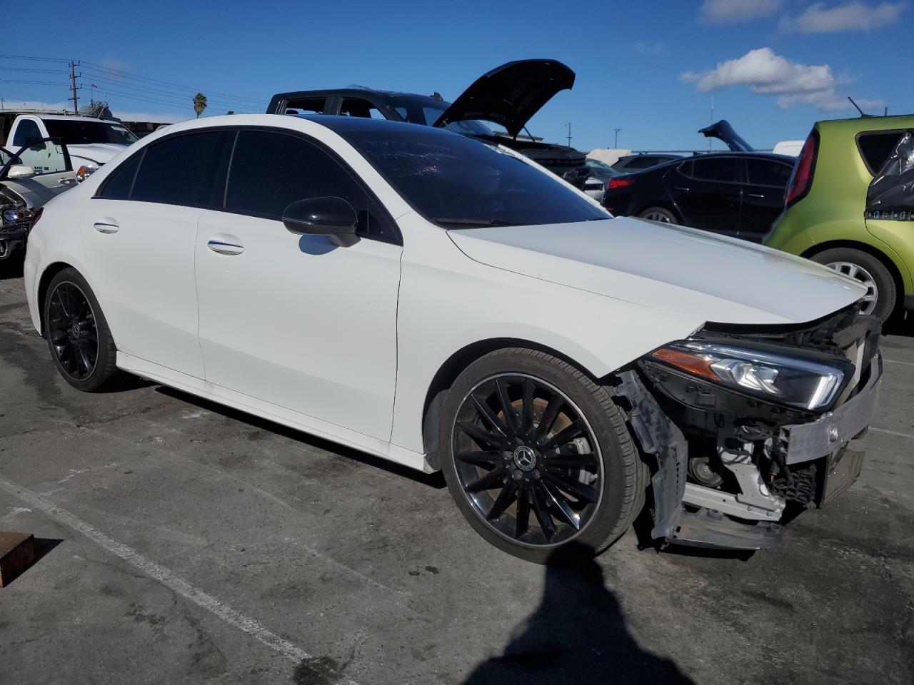 2019 Mercedes-Benz A 220 - Фото 4