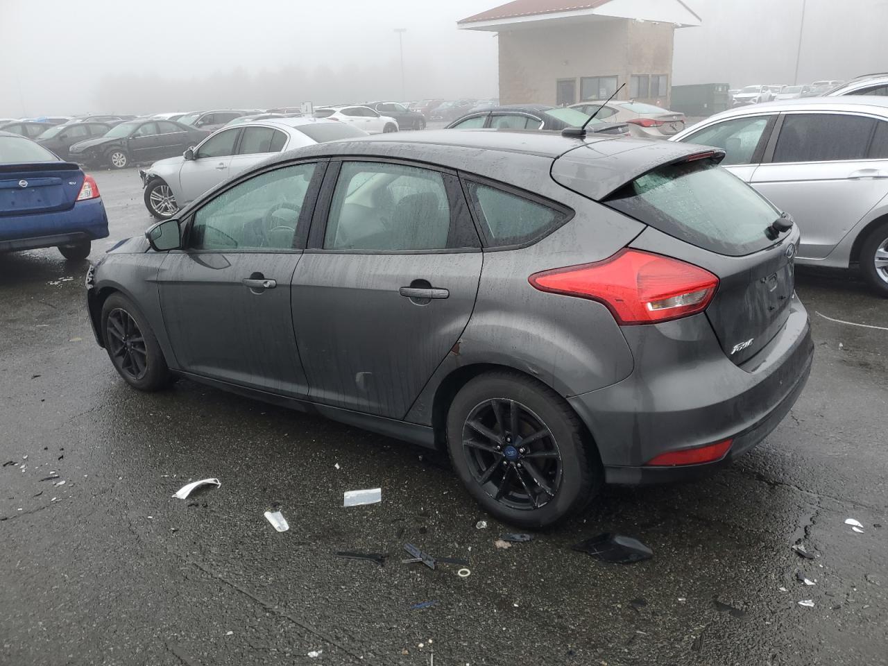 2017 Ford Focus Se - Фото 2