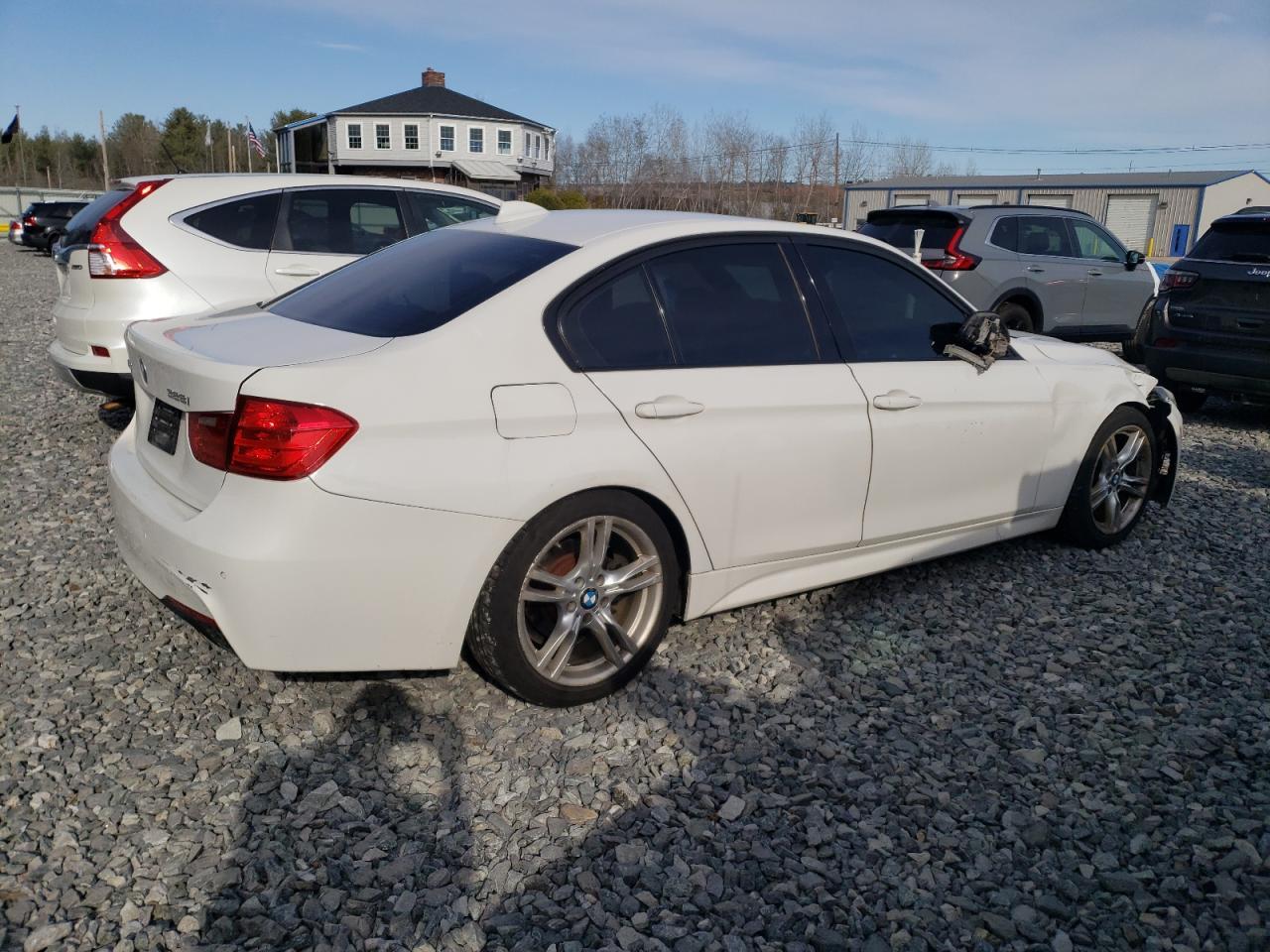 2013 BMW 328 Xi - Image 3
