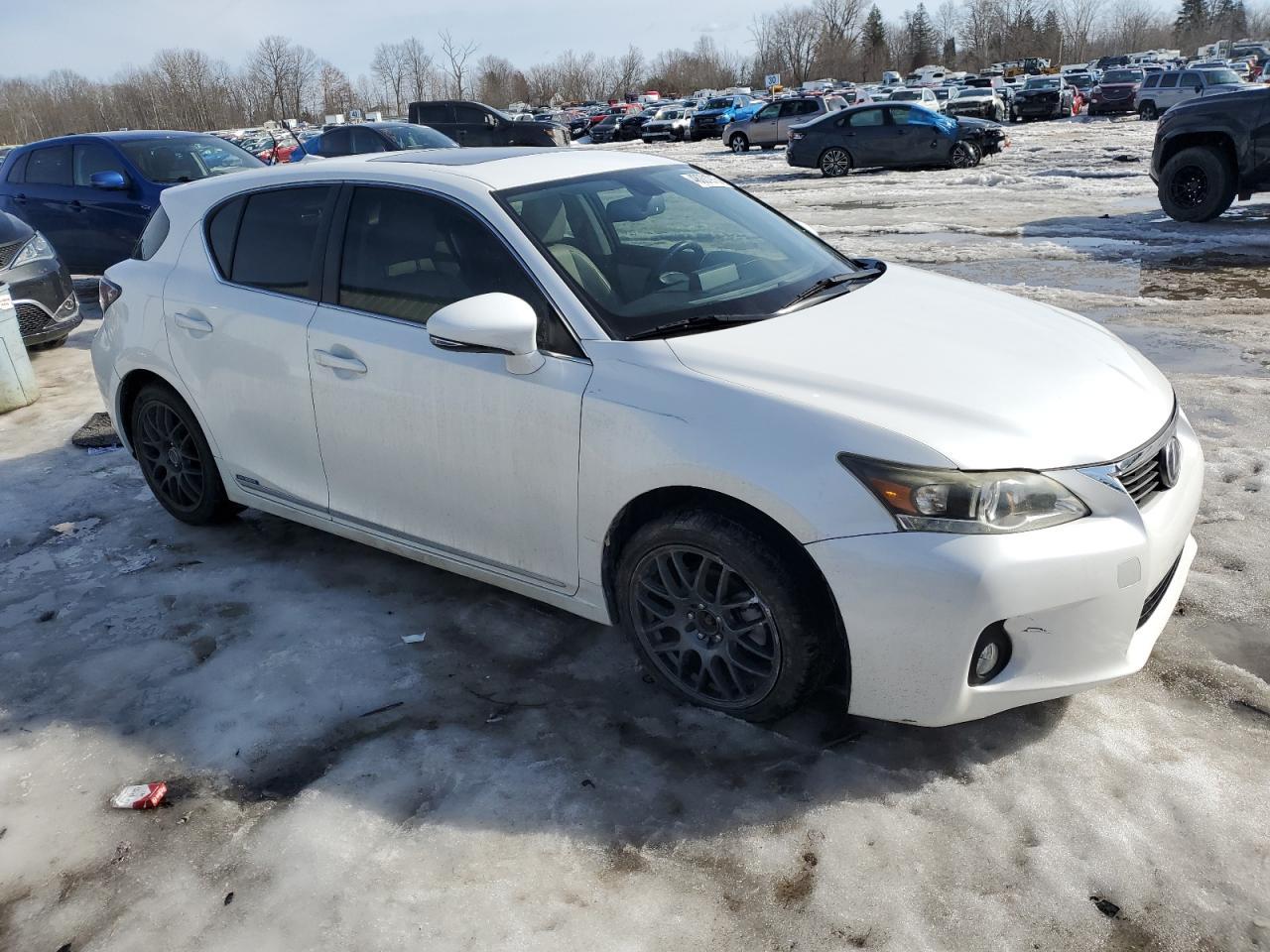 2011 Lexus Ct 200H Premium - Image 4