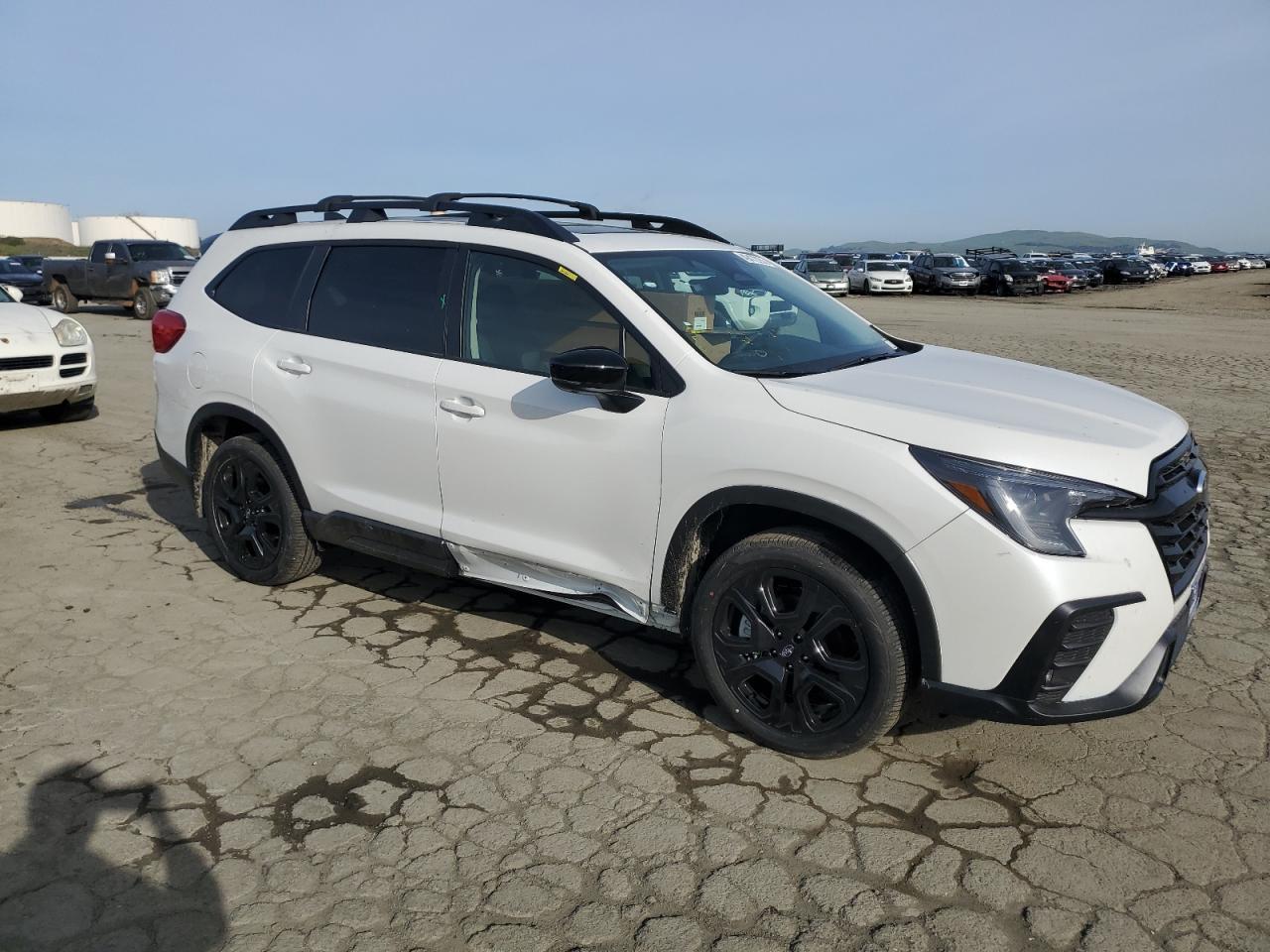 2025 Subaru Ascent Onyx Touring - Image 4