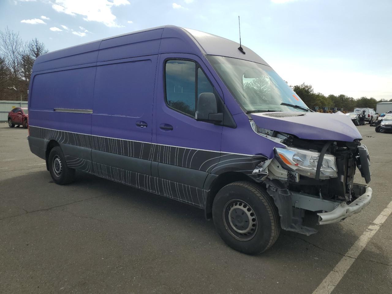 2022 Mercedes-Benz Sprinter 2500 - Image 4