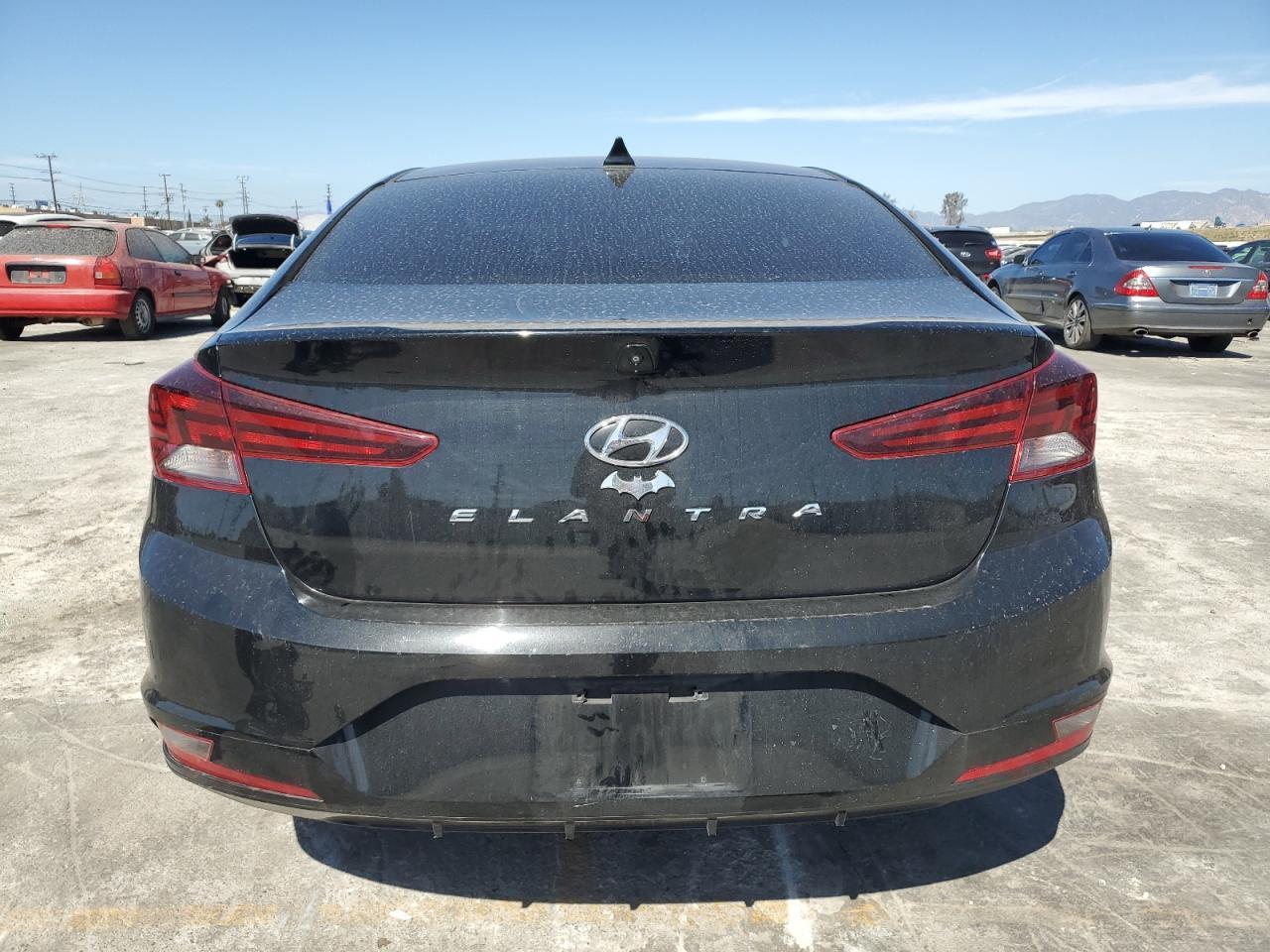 2019 Hyundai Elantra Sel - Фото 6