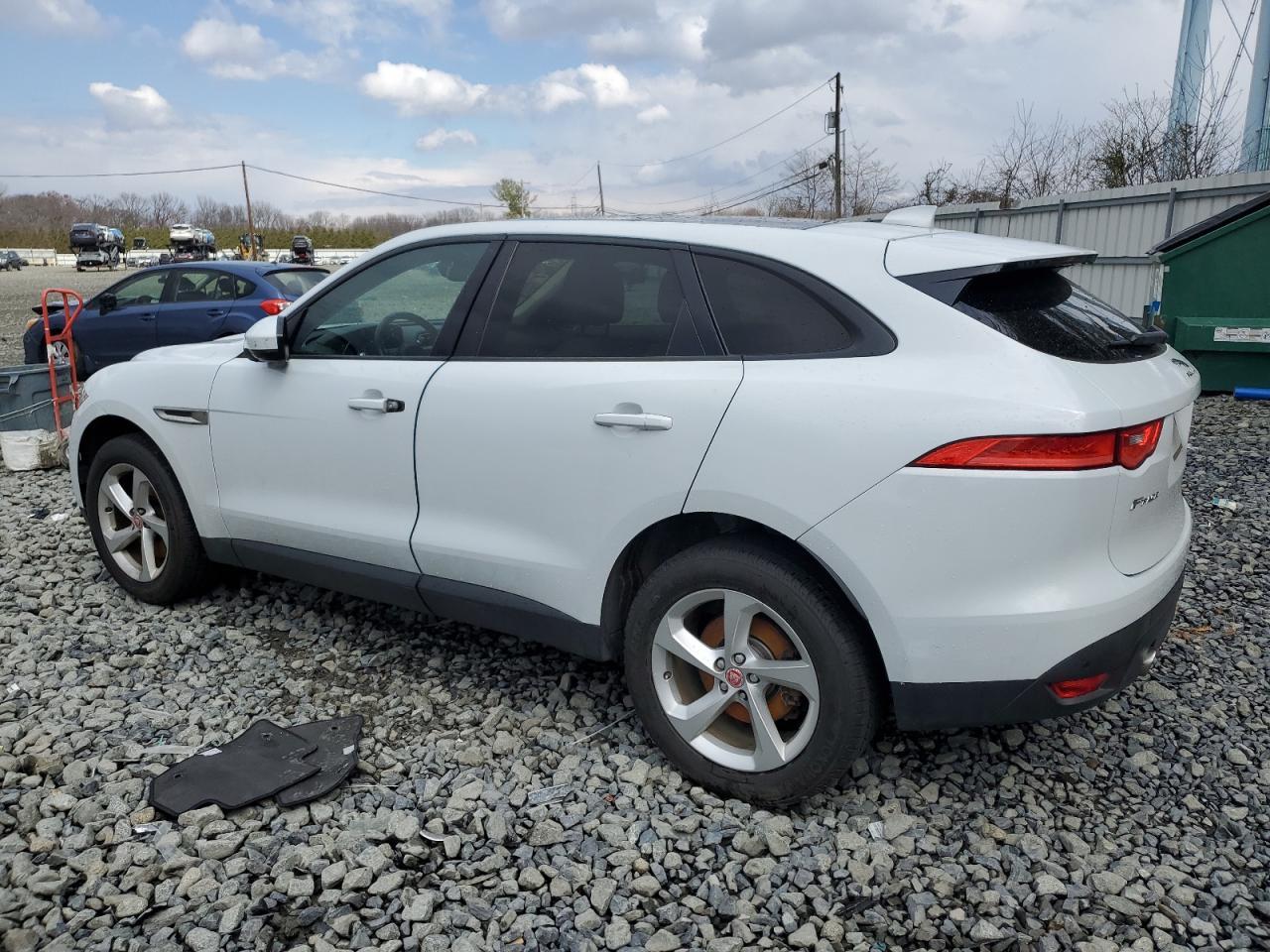 2017 Jaguar F-Pace Premium - Image 2