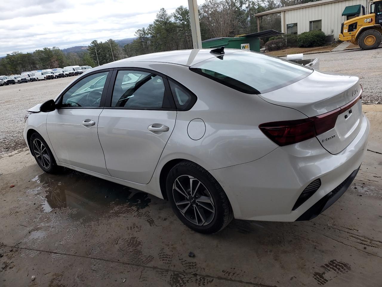 2023 Kia Forte Lx - Image 2