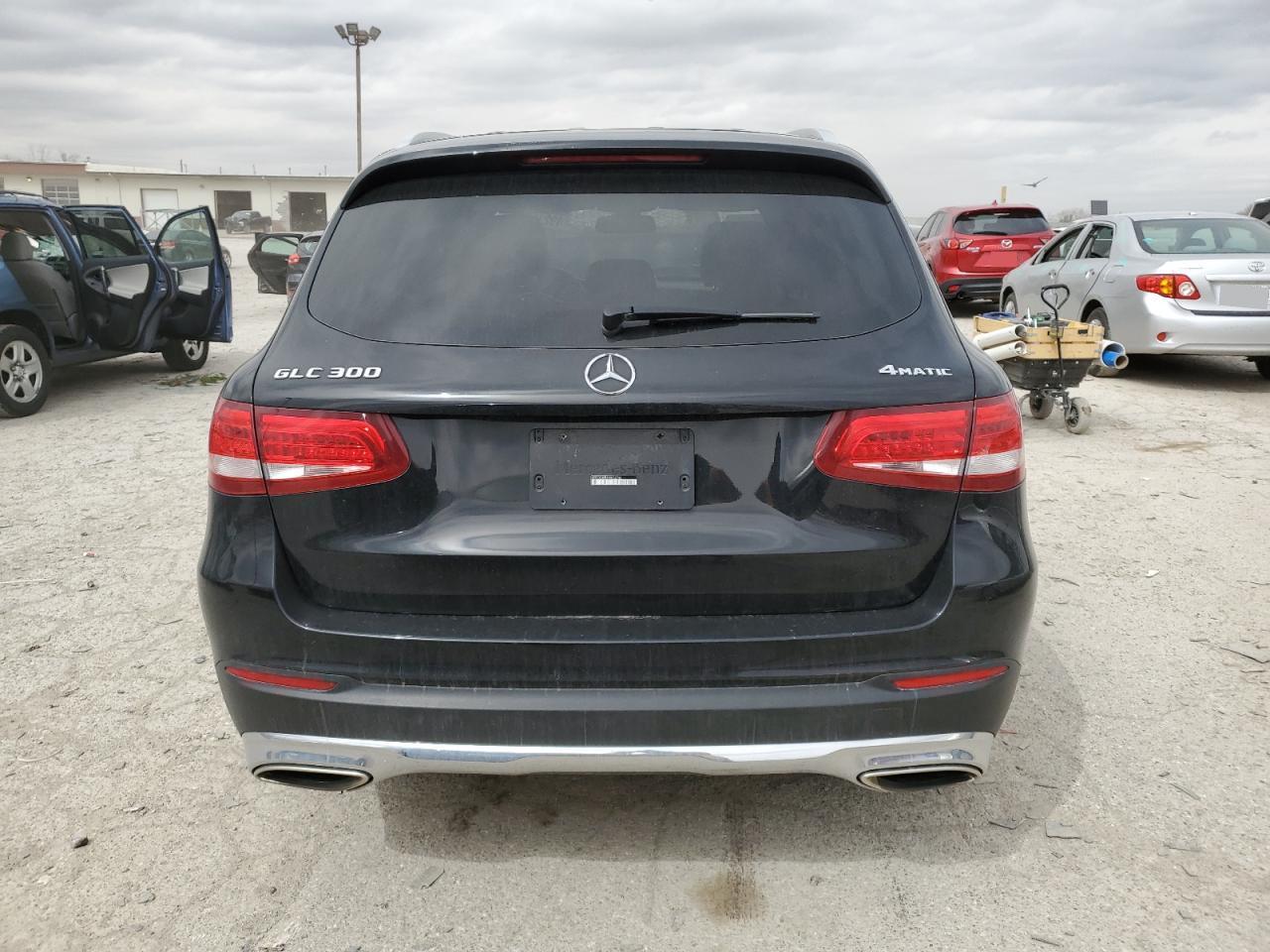 2018 Mercedes-Benz Glc 300 4Matic - Фото 6