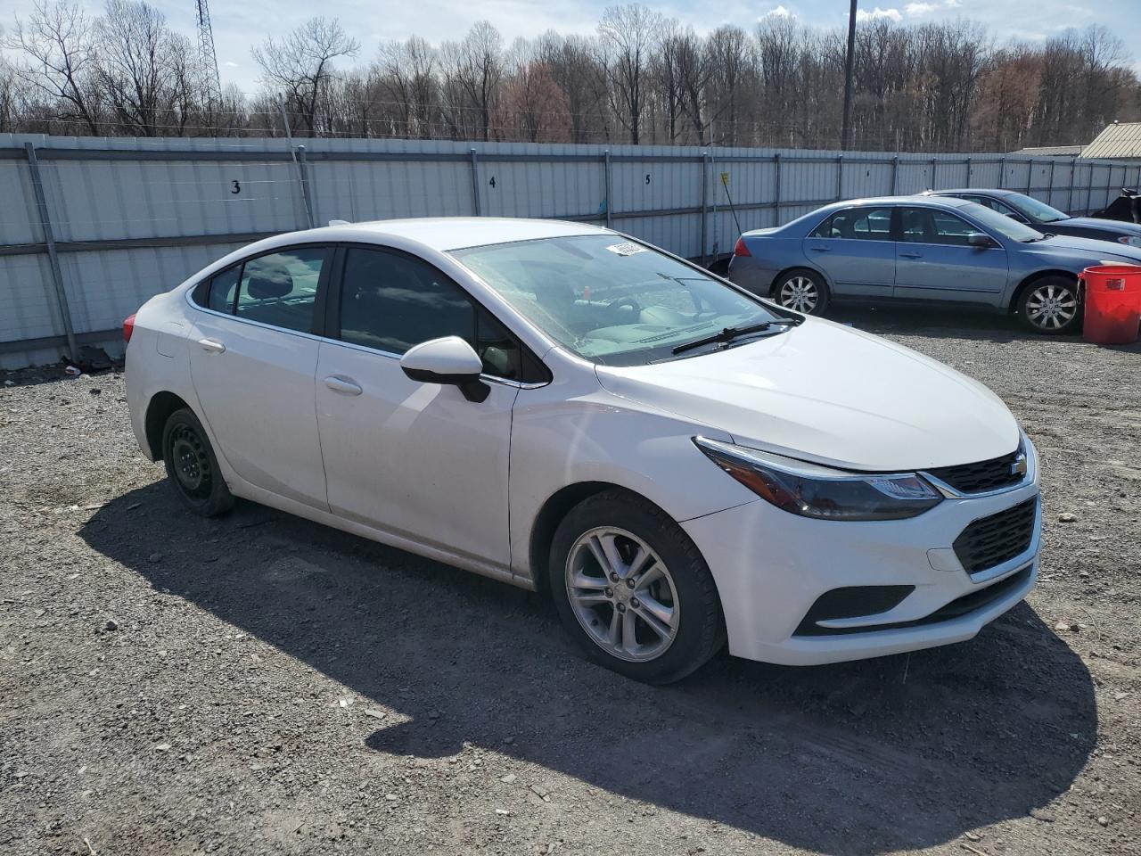 2018 Chevrolet Cruze Lt - Фото 4