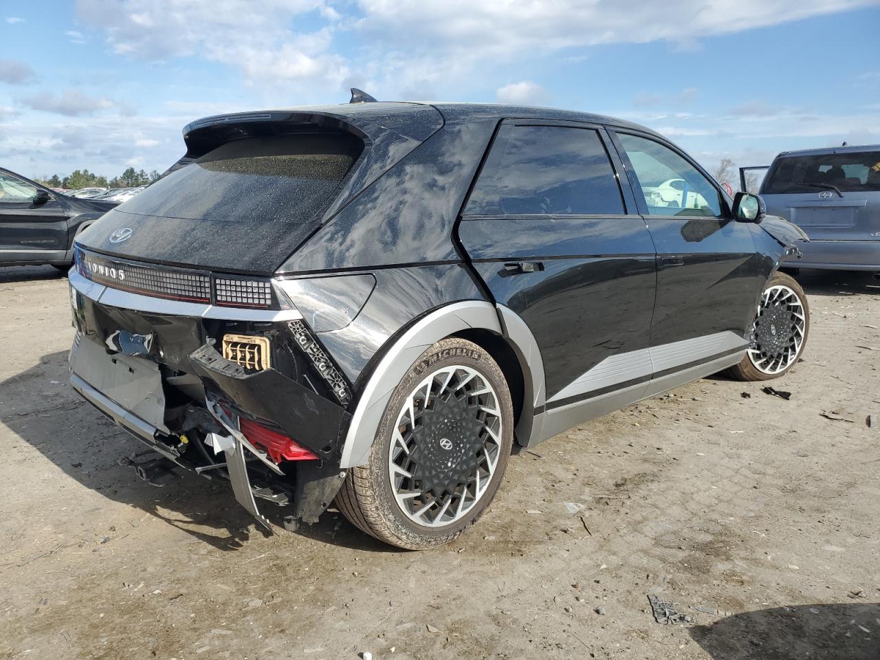 2024 Hyundai Ioniq 5 Limited - Image 3