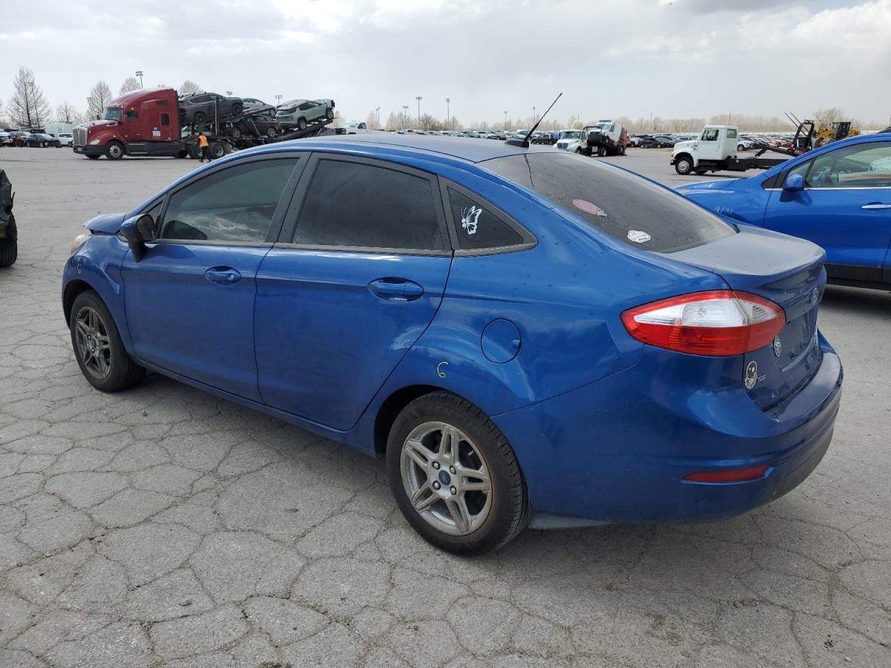 2019 Ford Fiesta Se - Фото 2