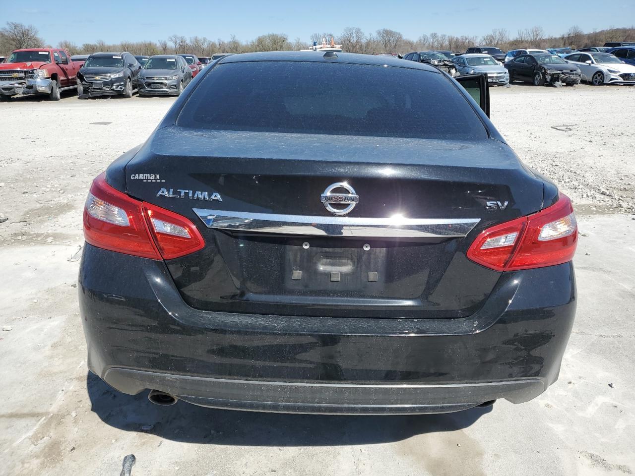 2017 Nissan Altima 2.5 - Image 6