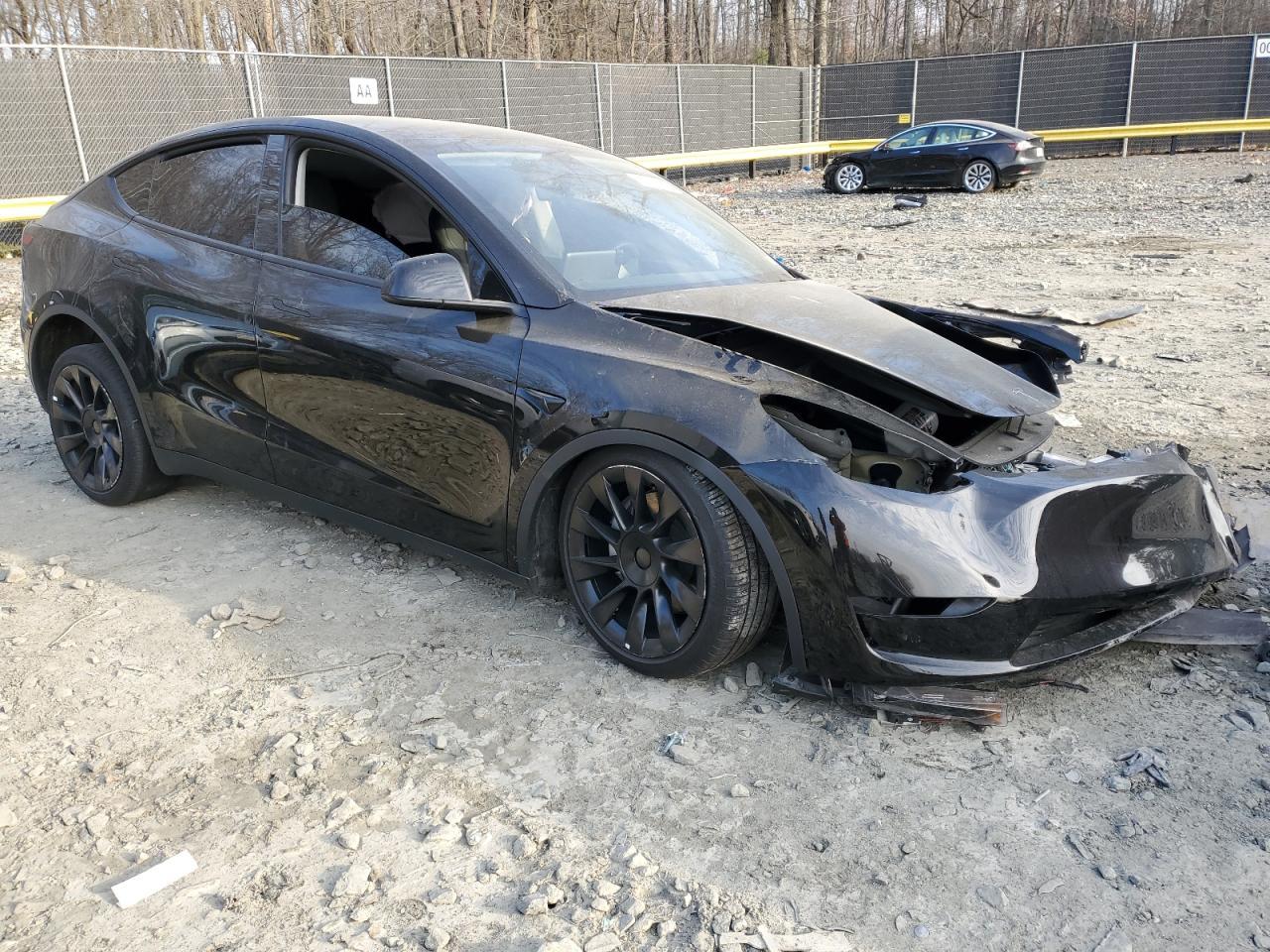 2023 Tesla Model Y - Фото 4