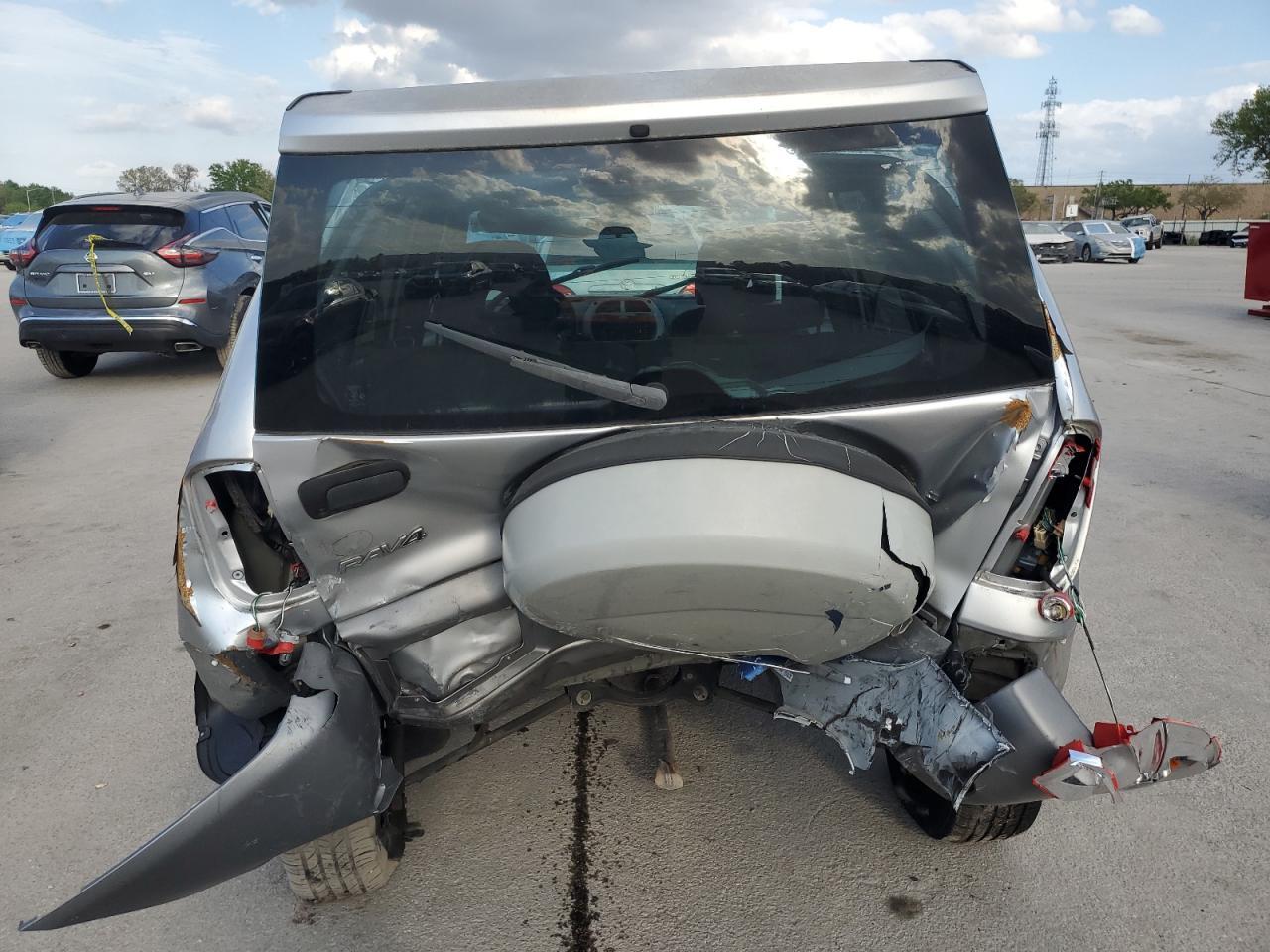 2002 Toyota Rav4 - Фото 6