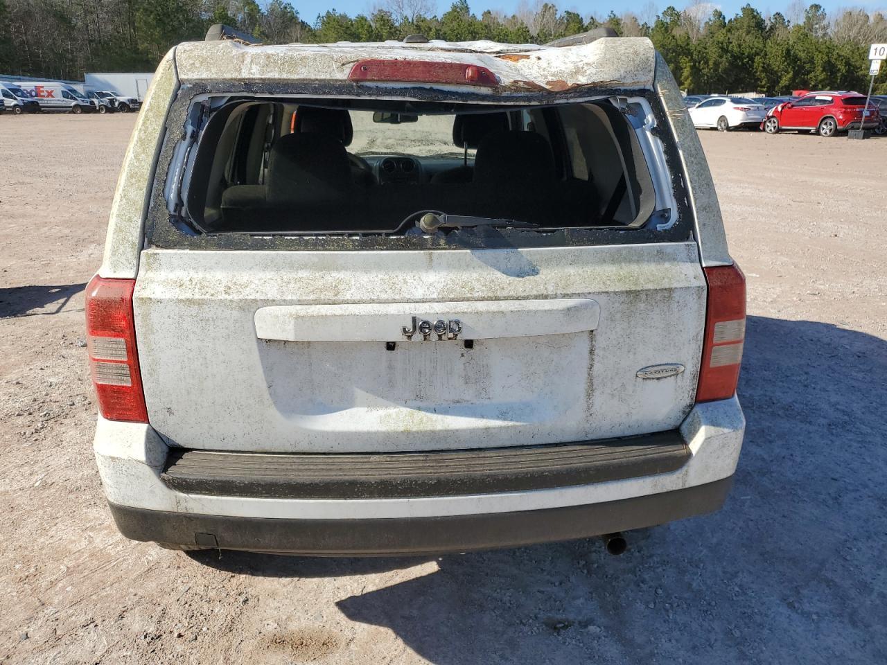 2016 Jeep Patriot Latitude - Image 6