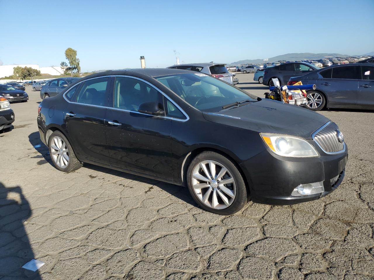 2017 Buick Verano - Image 4