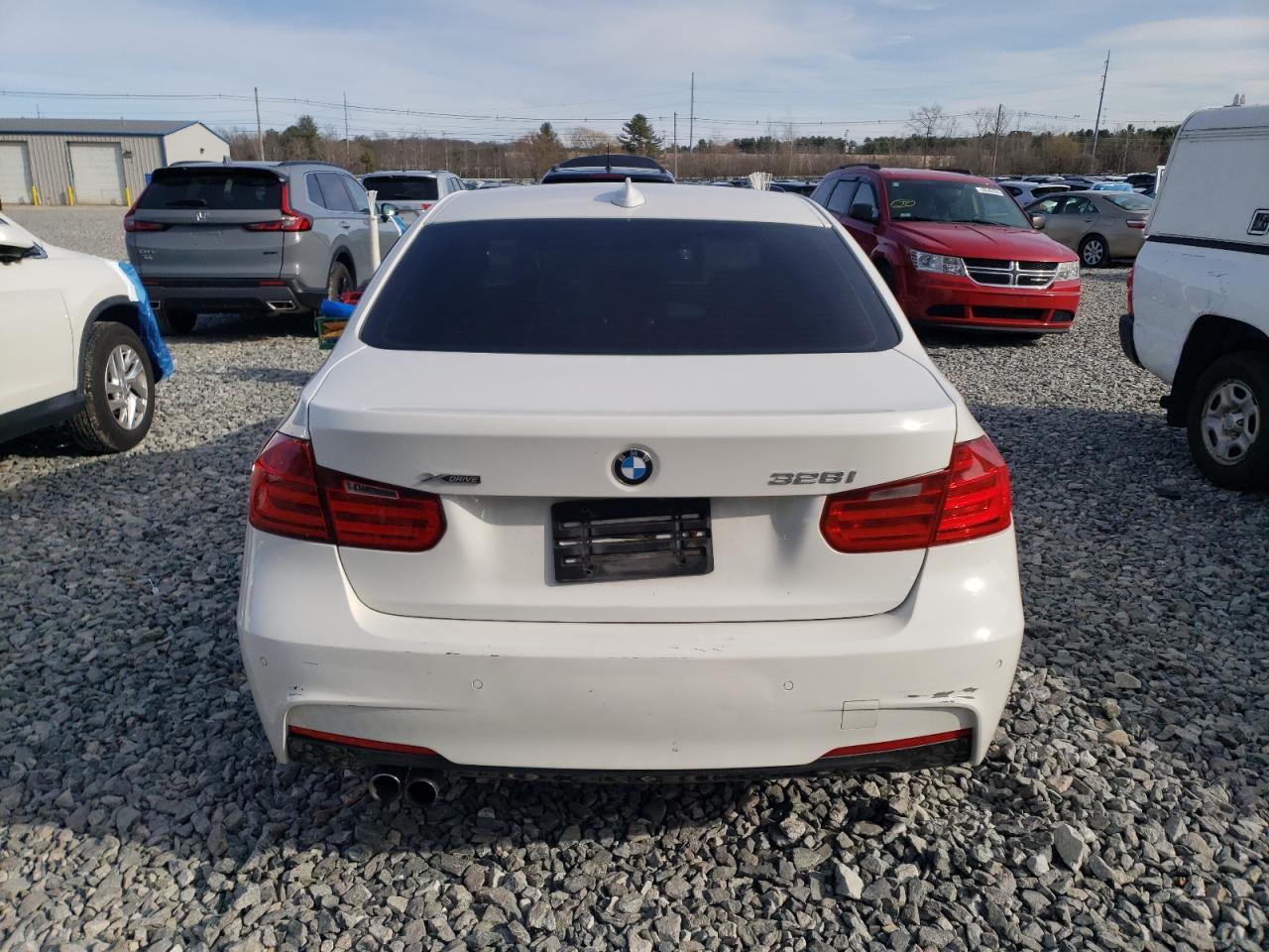 2013 BMW 328 Xi - Image 6