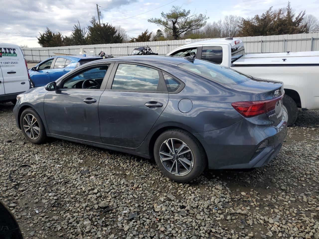2023 Kia Forte - Фото 2