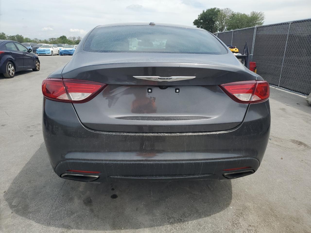 2016 Chrysler 200 S - Фото 6
