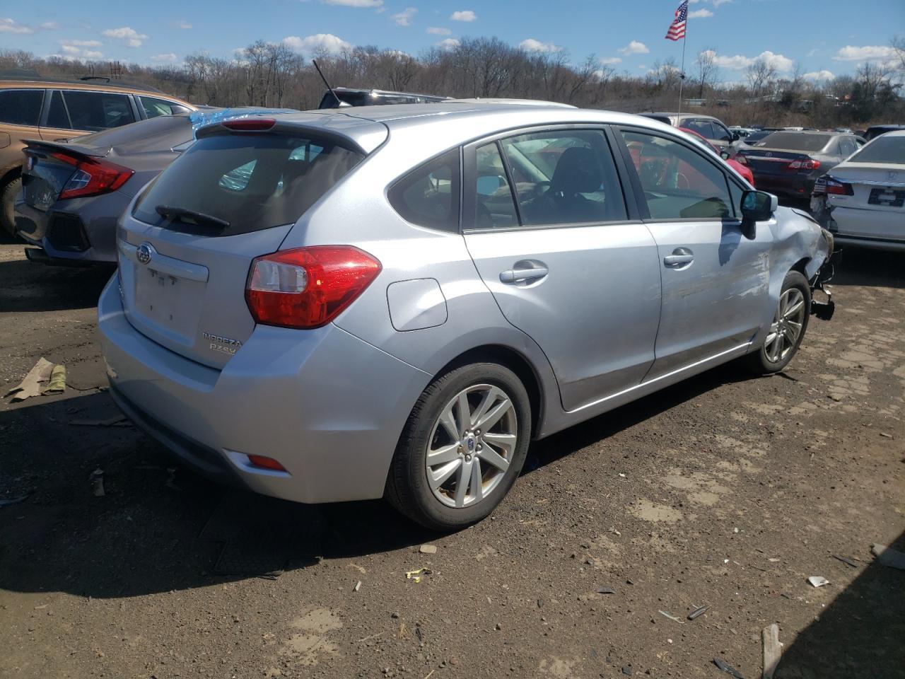 2016 Subaru Impreza Premium - Image 3