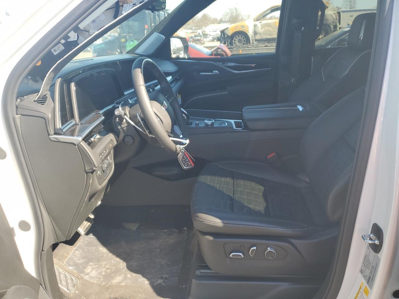 2024 Cadillac Escalade V - Фото 7