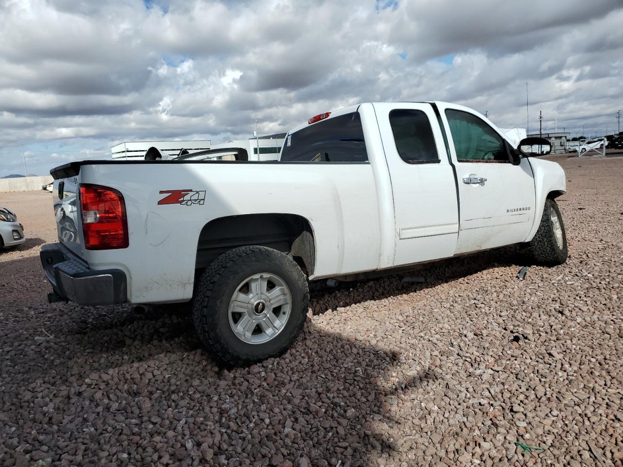 2013 Chevrolet Silverado K1500 Lt - Image 3