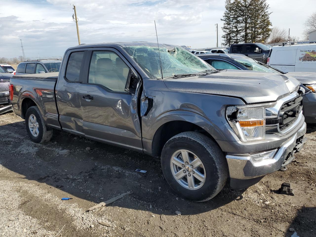2022 Ford F150 Super Cab - Фото 4