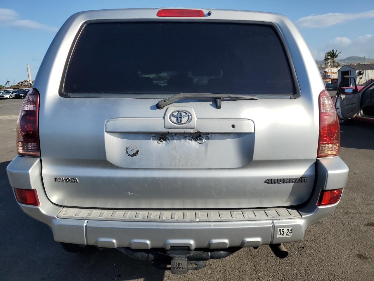 2004 Toyota 4Runner Sr5 - Image 6