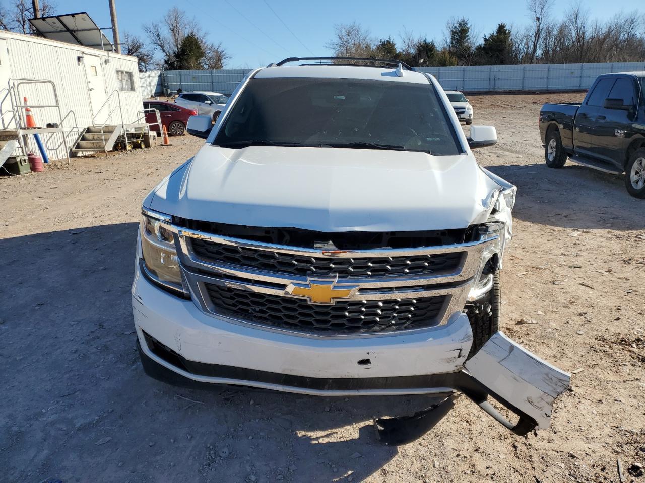 2016 Chevrolet Suburban K1500 Ls - Image 5