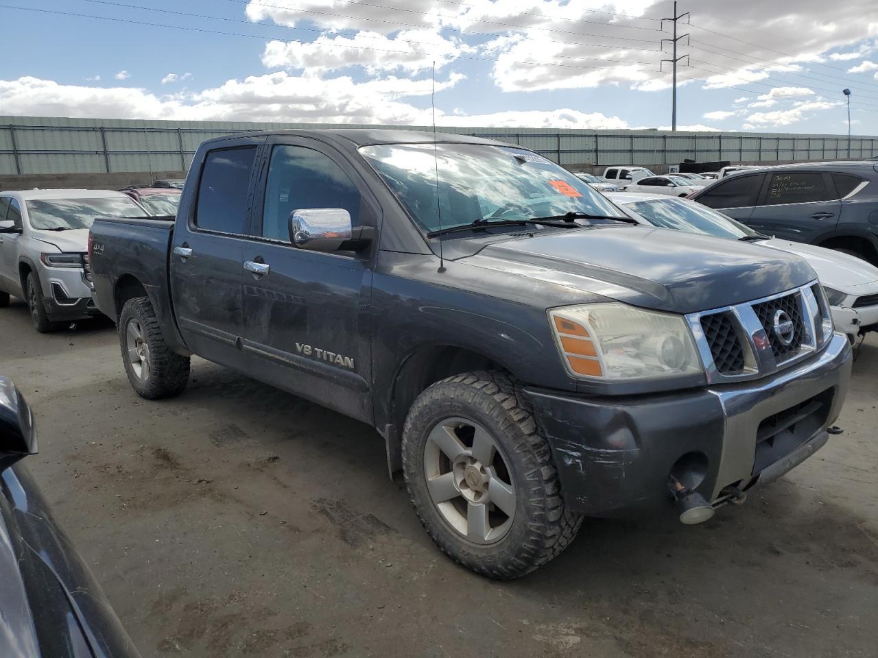 2005 Nissan Titan Xe - Image 4