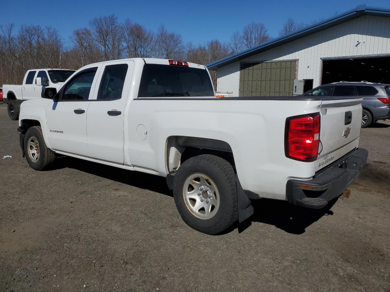 2015 Chevrolet Silverado C1500 - Image 2