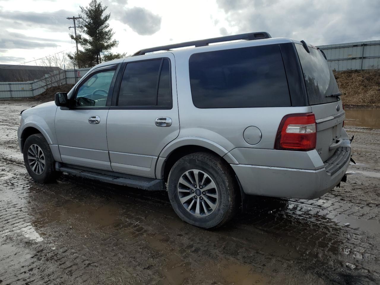 2017 Ford Expedition Xlt - Image 2