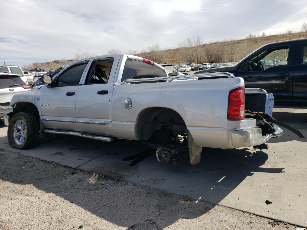 2008 Dodge Ram 1500 St - Фото 2