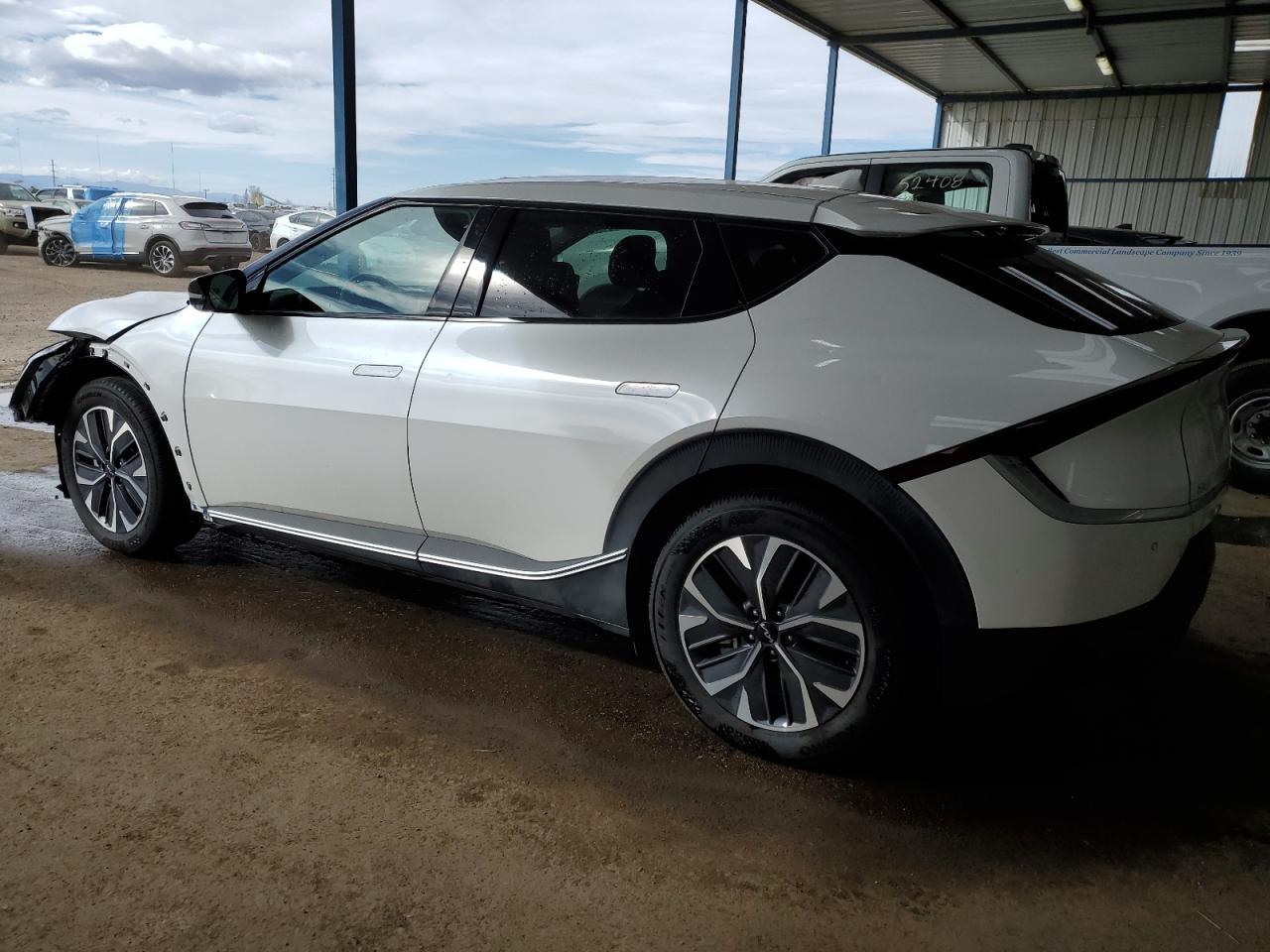 2024 Kia Ev6 Light - Image 2
