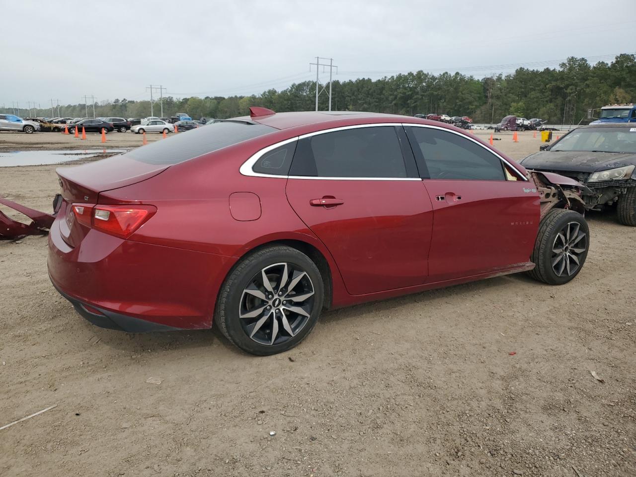 2018 Chevrolet Malibu Lt - Image 3