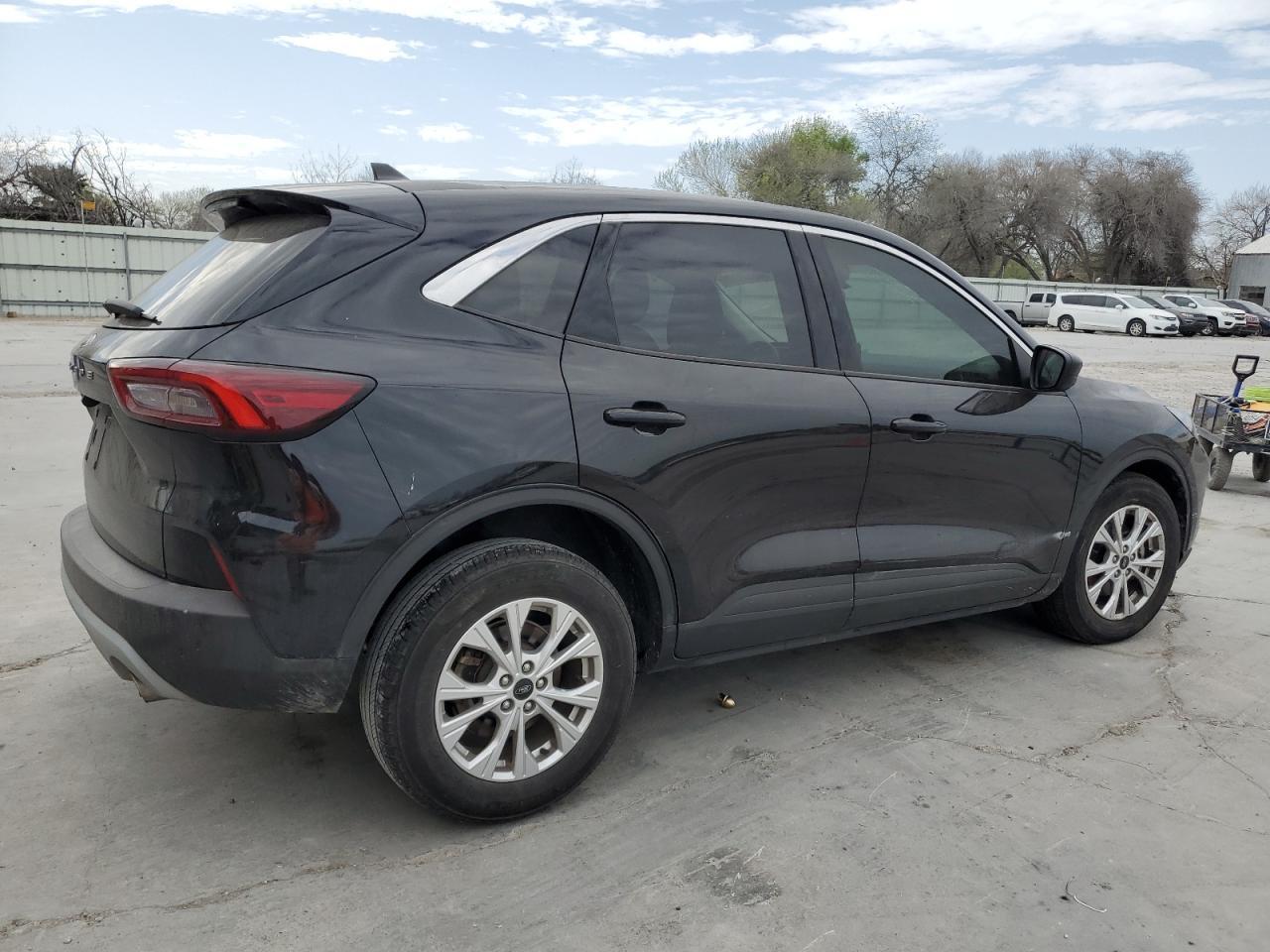2023 Ford Escape Active - Фото 3