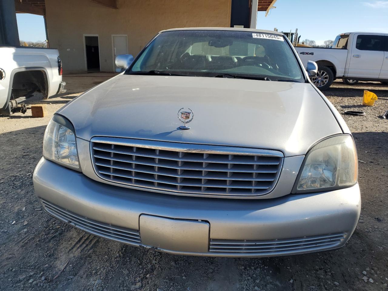 2005 Cadillac Deville - Image 5