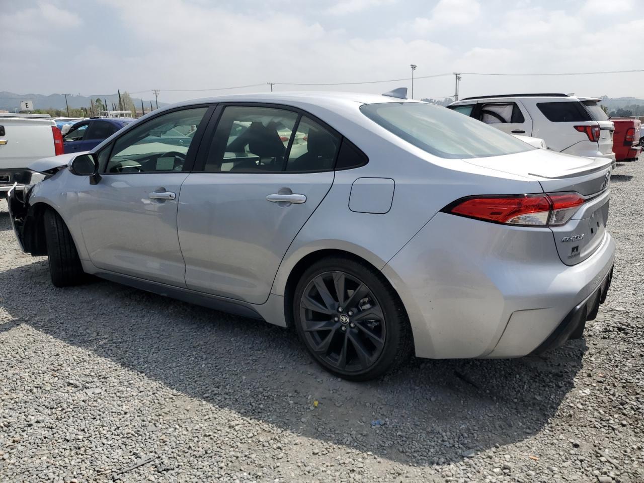 2024 Toyota Corolla Le - Фото 2