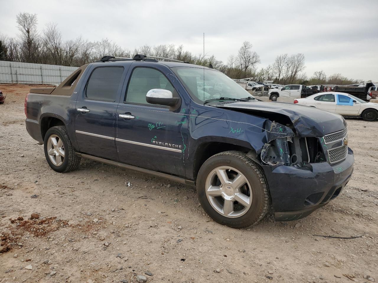 2010 Chevrolet Avalanche Ltz - Image 4